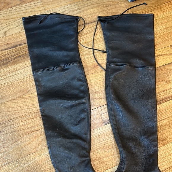 Thigh high beautiful Stuart weitzman black leather boots - Picture 13 of 13